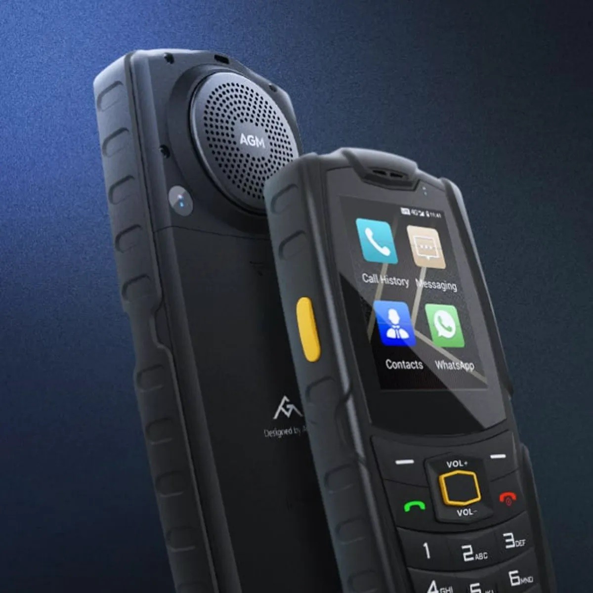 На малюнку зображено кнопко-сенсорний смартфон AGM M7